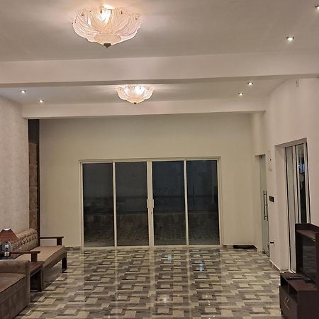 Banco Villa Beruwala Exterior foto