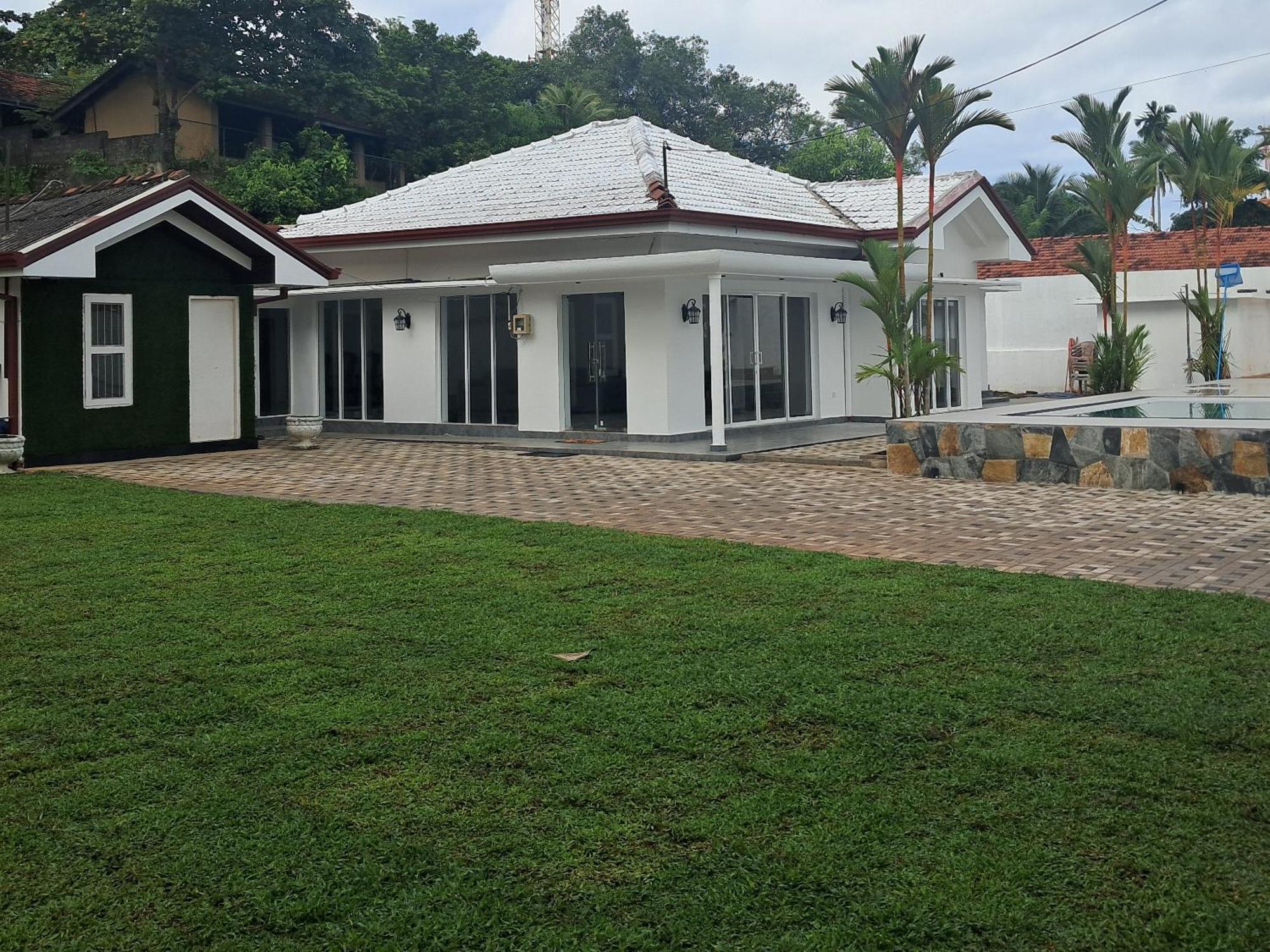 Banco Villa Beruwala Exterior foto