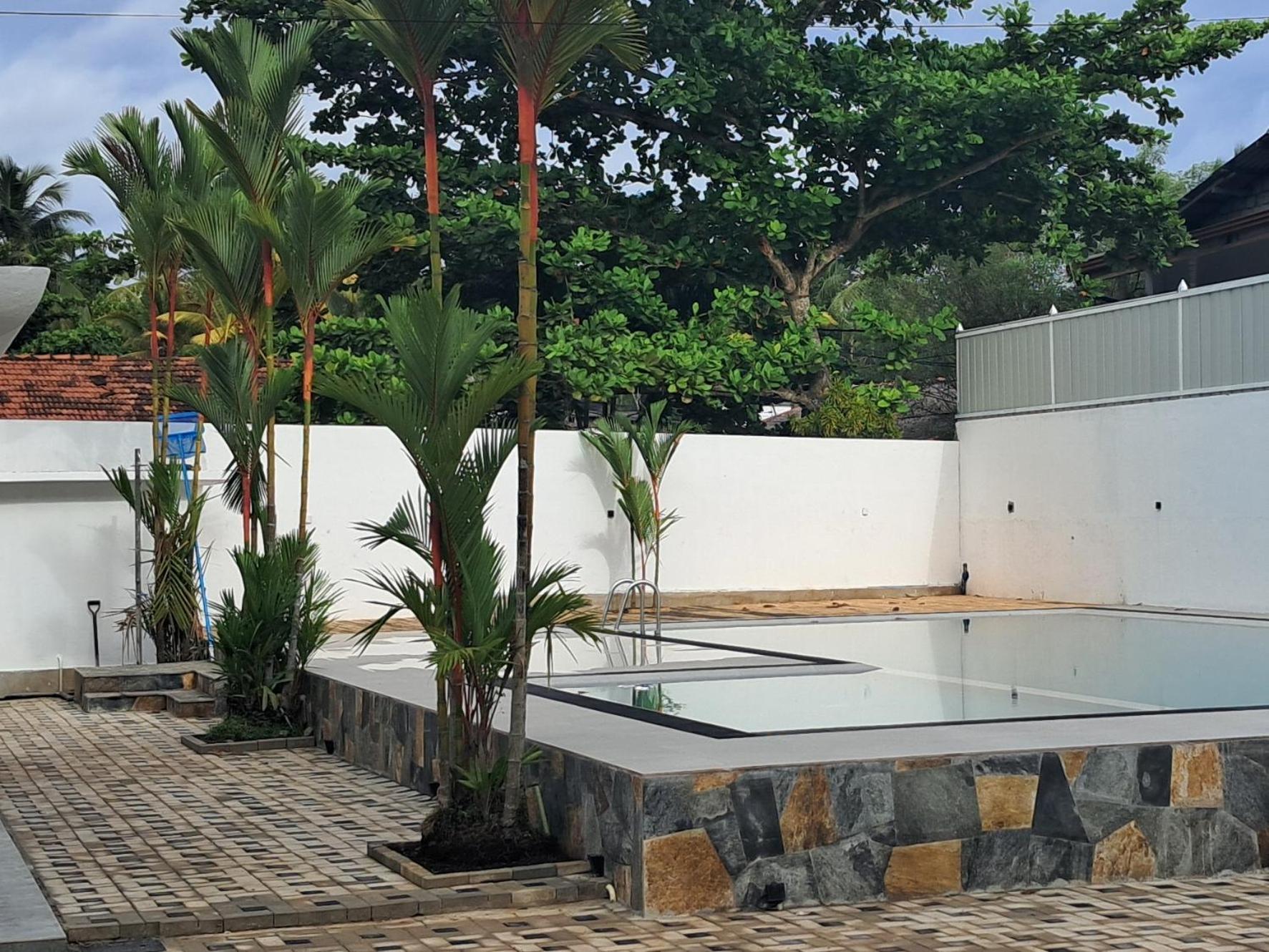 Banco Villa Beruwala Exterior foto